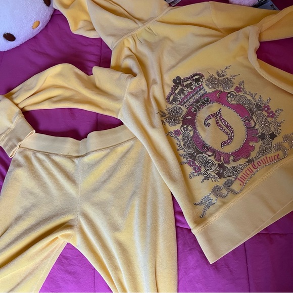 SOLD ON MY DEPOP - Picture 6 of 8